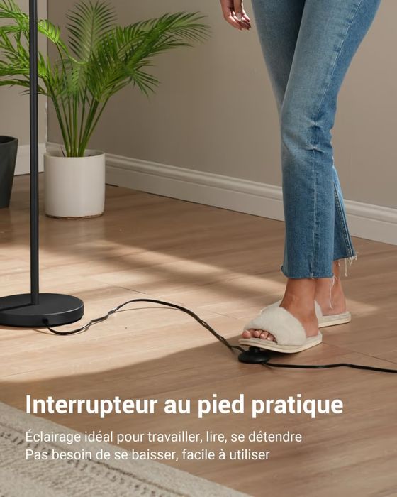 Lampa podłogowa czarna