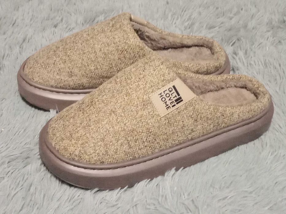 Капці чоловічі теплі.