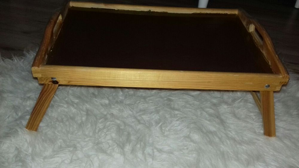 Stolik na nóżkach drewniana taca akcesoria kuchenne