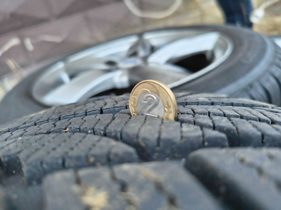 Koła zimowe ford opony 205 55 R16