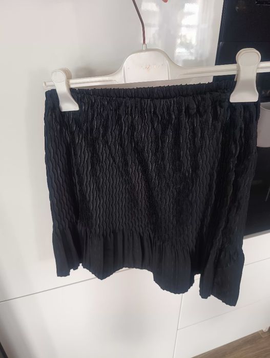 Czarna spódniczka plisowana r140-158