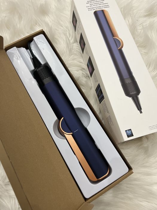 Фен-випрямляч 2в1 (аналог Dyson Airstrait) новий