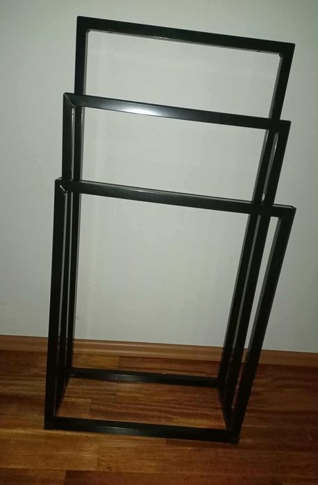 Stojak/wieszak stojący na ręczniki czarny metal loft 85x45x21cm