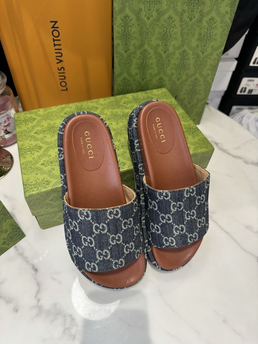Klapki Gucci Jeans Monogram