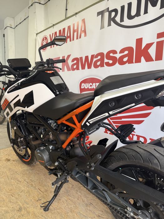 KTM Duke 125, kat. B