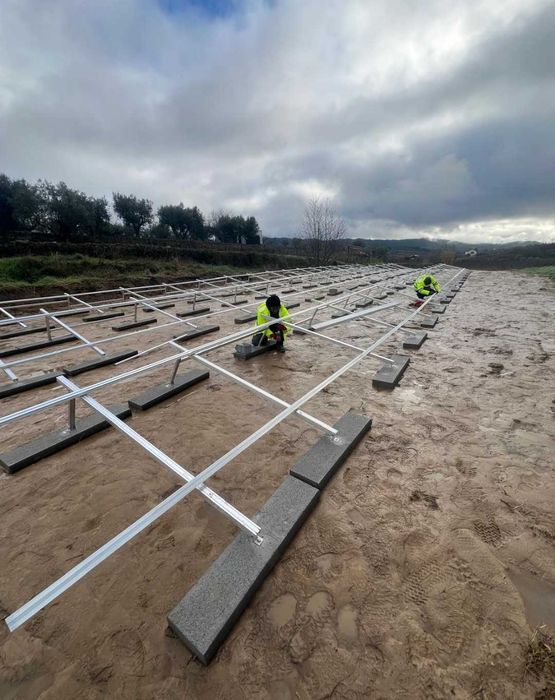 Serços elétrico, baterias,painéis solares
