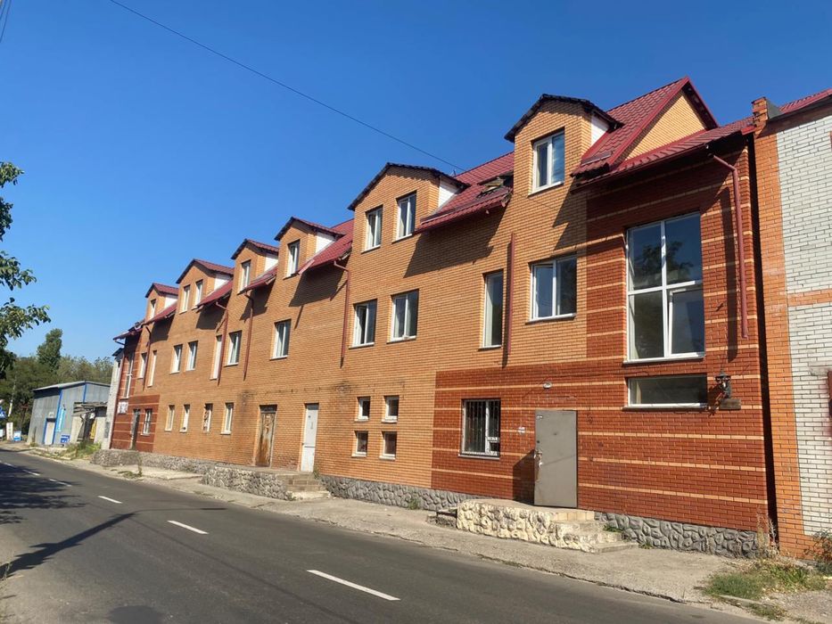 Продаж комерції  Робітнича 2А / Рабочая 2А 1000м2