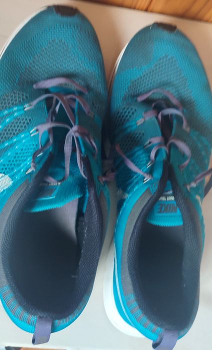 Продам чоловічі кросівки Nike Flyknit Trainer+.