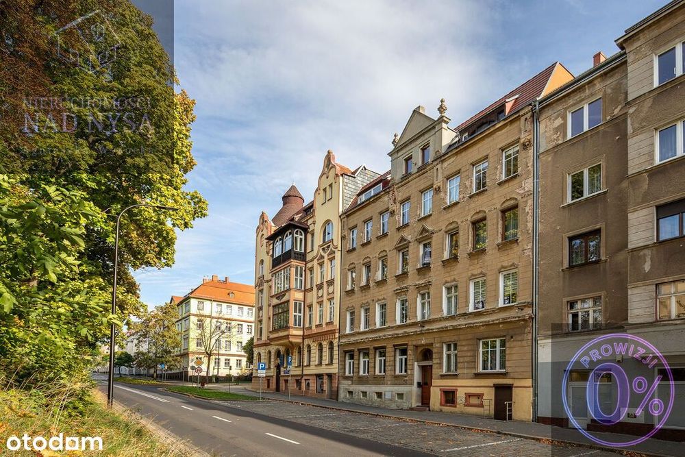 mieszkanie z duszą! pow. 98,40 m2, II piętro, centrum !