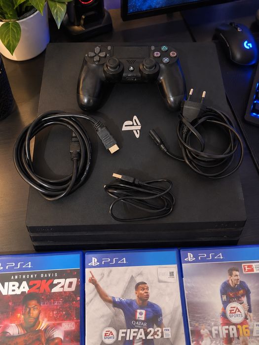 PS4 Pro + Comando + Spider-Man Miles Morales + 4 Jogos