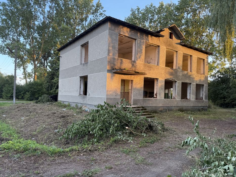 Приміщення Під будь-яку діяльність . Виробництво , Офіс , Склад