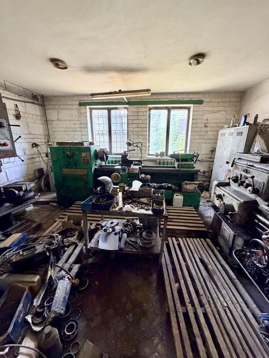 Продаж виробничо-майнового комплексу