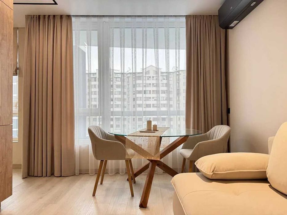 Однокімнатна в центрі з ремонтом