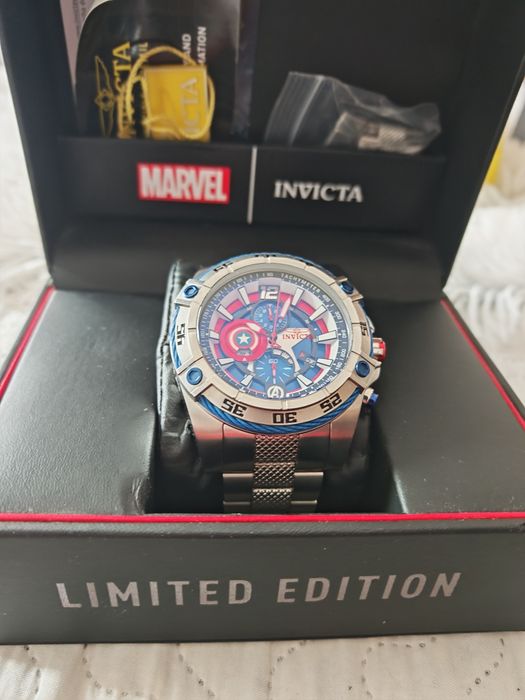 Relógio invicta Marvel capitão América.