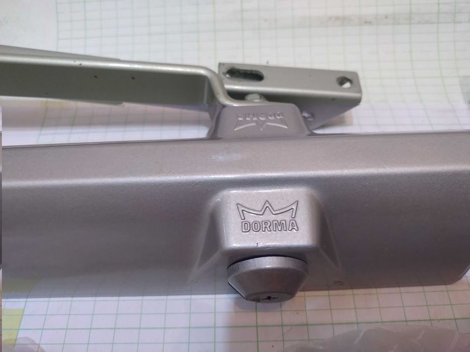 продам дверной доводчик не китай