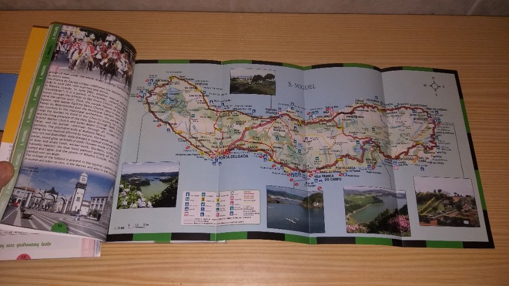 3 Açores tourist guide in english/3 guias turísticos dos Açores em ing