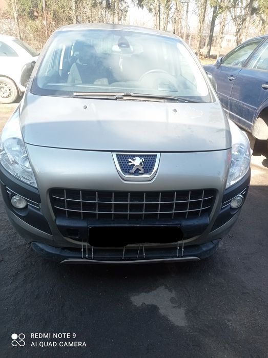 Значок лев Пежо 3008 разборка. Peugeot 3008