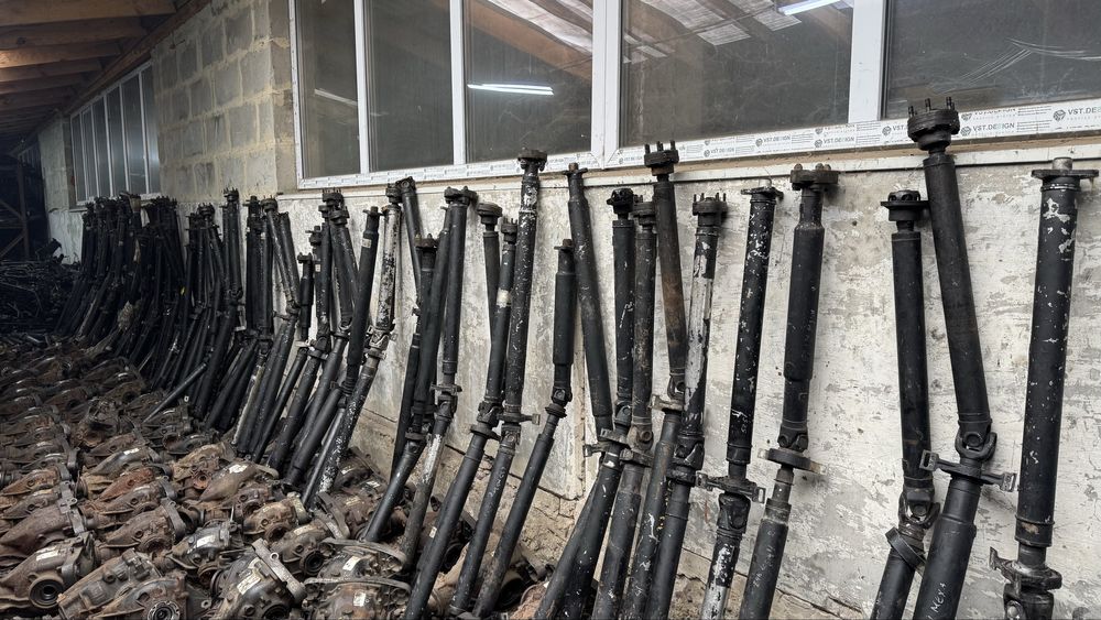 Кардан карданний вал BMW БМВ Е46 Е39 Е60 Е61 Е90 Е91 автомат механіка