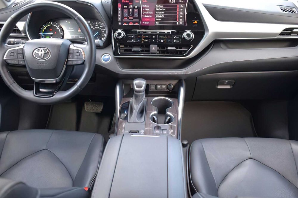 Toyota Highlander Platinum      2021