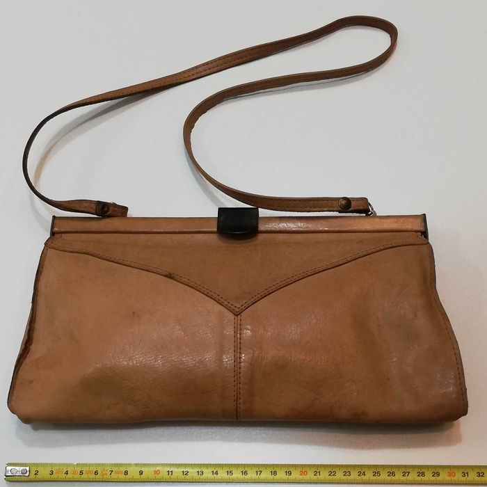 Torebka damska skórzana
25 zł