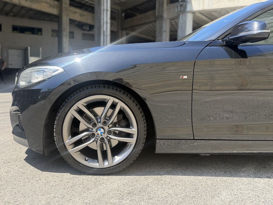 BMW 220d pack M.