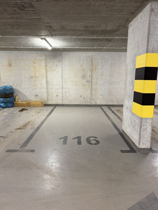 5 dzielnica Wrocławska 53- Miejsce postojowe do wynajecia