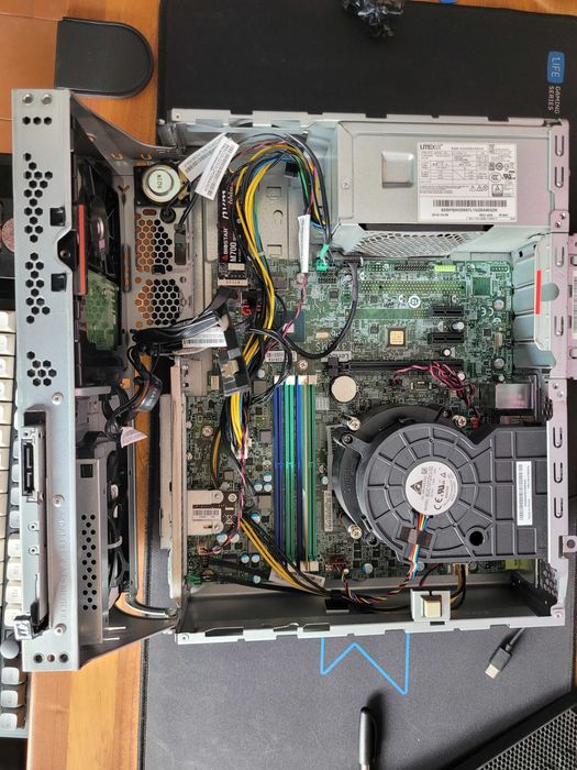 Lenovo ThinkCentre M720s SFF