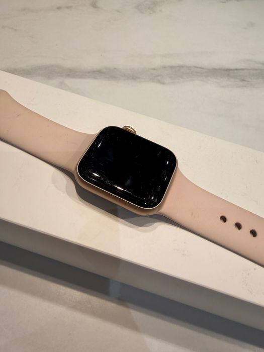 iWatch seria 5 40 mm