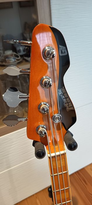 Baixo Markbass Gloxy 4