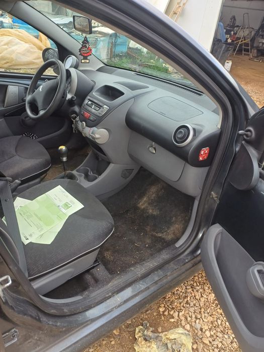 Peugeot 107 poucos km