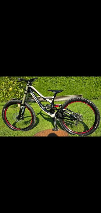 Specialized demo 8