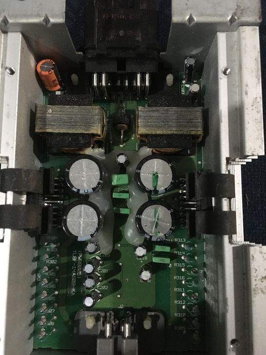 Аудиоусилитель автомобиля mazda tribute