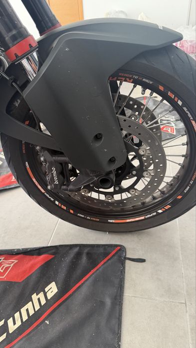 Conjunto rodas raiadas KTM