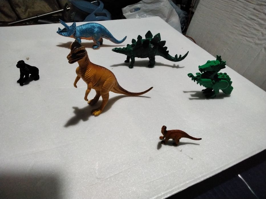 Динозавры набор.
