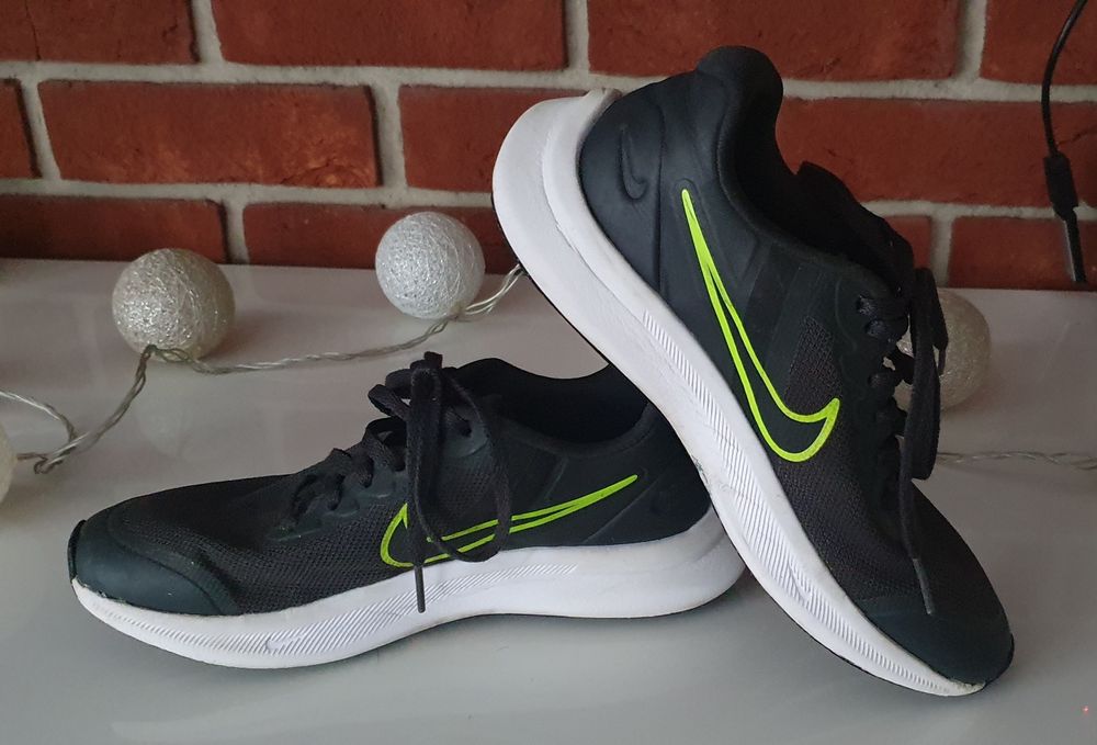 Adidasy Nike r. 35,5