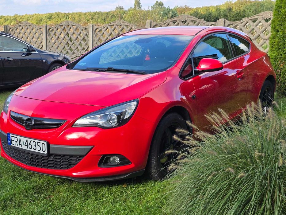 Opel Astra J GTC 2012 1.4 Turbo