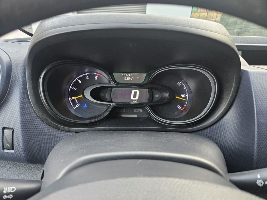 Opel Vivaro 9-osobowy