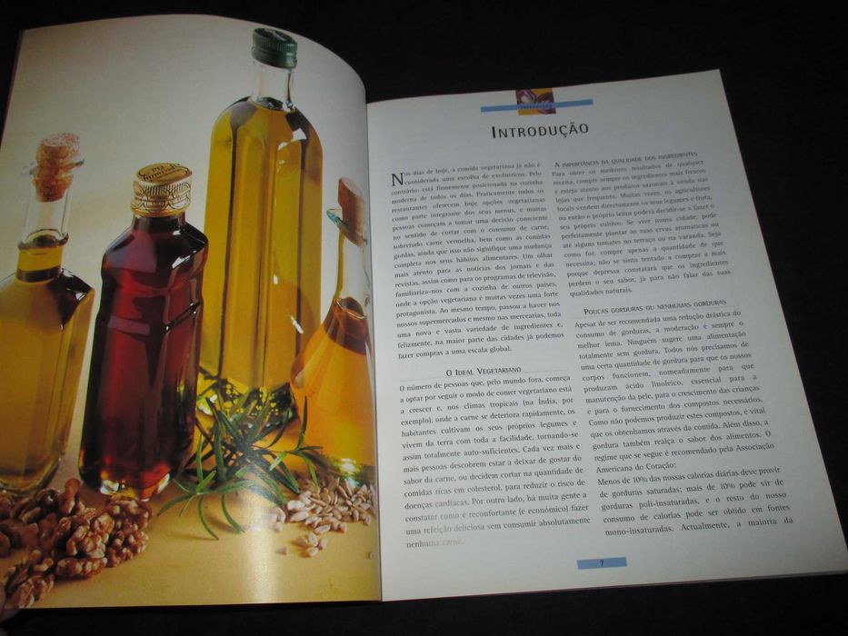 Livro O prazer da cozinha vegetariana Jane Donovan