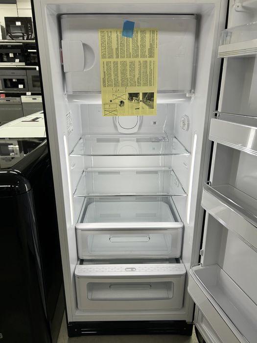 Комплект від SMEG  холодильник та посудомийна машина