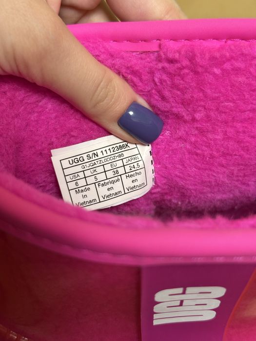 UGG kids classic mini clear оригинал илеальное состояние 24.5см