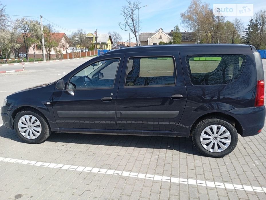 Здам на довготривалий термін авто в оренду. 3000 тисячі в тиждень