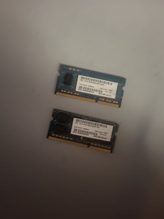 Sprzedam 2 kości Ram 2 +1 DDR3 3GB do laptopa TOSHIBA SATELLLITE C650