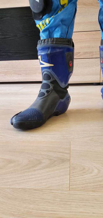 Мотоботи Alpinestars Supertech (розмір 43) під ремонт / відновлення