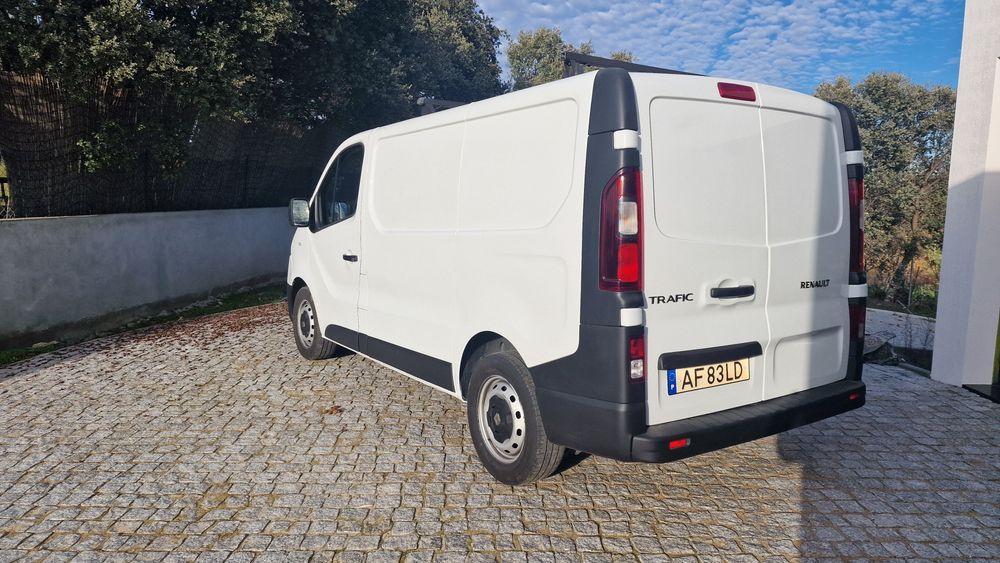 Renault Trafic 2.0 dci Nacionsl