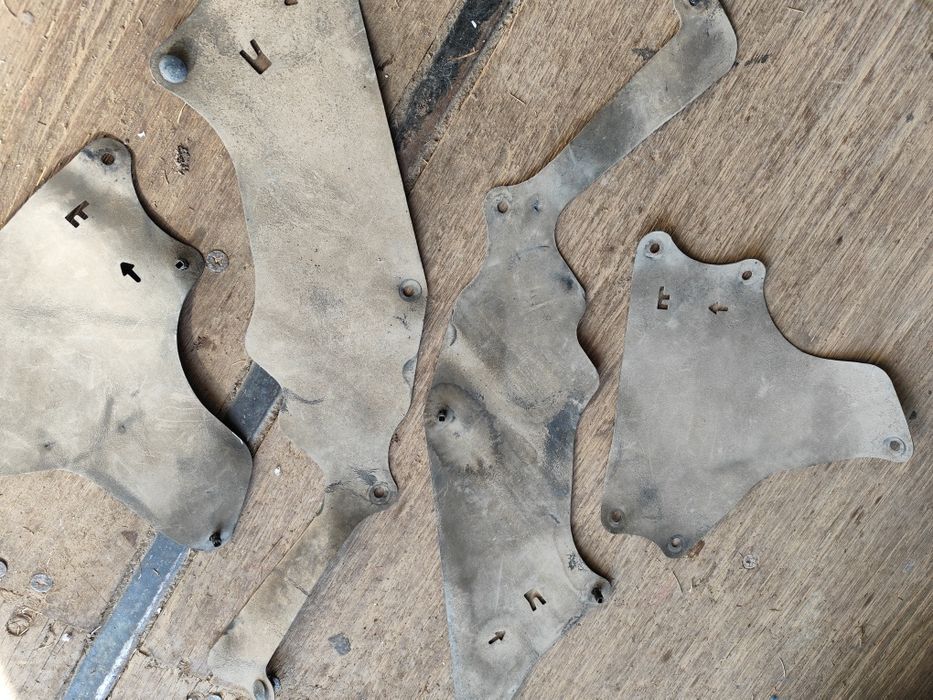 Osłony przeciwbłotne, chlapaki, nadkola Hilux VII TOYOTA