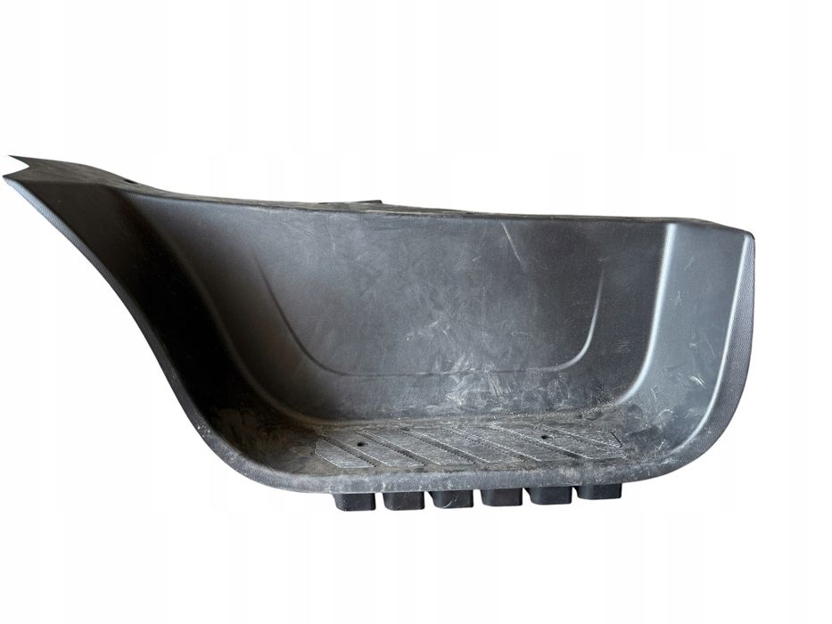 stopień plastikowy lewy renault master,interstar 2025-