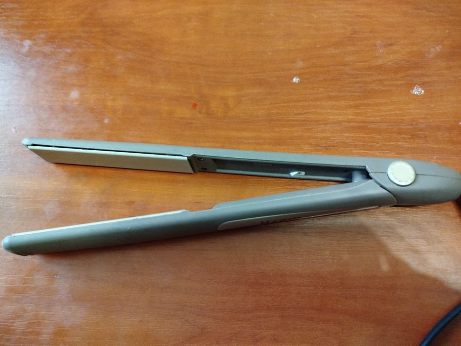 Утюжок для волосся