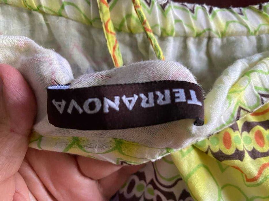 Роскошное  платье коктельное  р.М