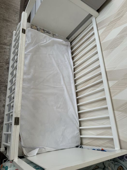 Дитяче ліжко вживане