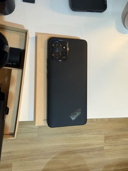 Motorola thinkphone 8GB e 256 Gb premium